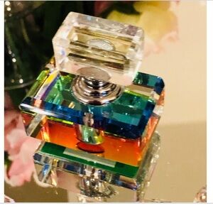 NEW Perfume bottle reflective colors, beveled rectangular glass, fragrance rod!